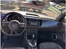 2013 Volkswagen Beetle 2.5L Hatchback 2D Thumbnail 10