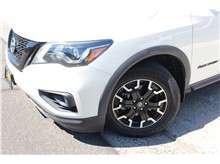 2020 Nissan Pathfinder SV Sport Utility 4D Thumbnail 4