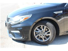 2020 Kia Optima LX Sedan 4D Thumbnail 4