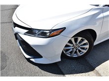 2020 Toyota Camry LE Sedan 4D Thumbnail 4