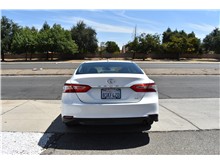 2020 Toyota Camry LE Sedan 4D Thumbnail 8