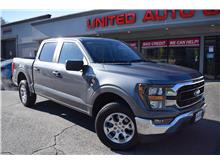 2023 Ford F150 SuperCrew Cab XLT Pickup 4D 5 1/2 ft Thumbnail 2