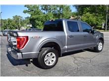 2023 Ford F150 SuperCrew Cab XLT Pickup 4D 5 1/2 ft Thumbnail 6
