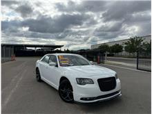 2021 Chrysler 300 300S V6 Sedan 4D
