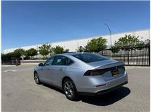 2024 Honda Accord EX Sedan 4D Thumbnail 9