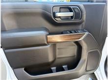 2021 Chevrolet Silverado 1500 Crew Cab LT Pickup 4D 5 3/4 ft Thumbnail 10