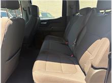 2021 Chevrolet Silverado 1500 Crew Cab LT Pickup 4D 5 3/4 ft Thumbnail 11