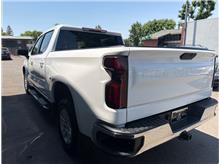 2021 Chevrolet Silverado 1500 Crew Cab LT Pickup 4D 5 3/4 ft Thumbnail 8