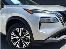 2021 Nissan Rogue SV Sport Utility 4D Thumbnail 2
