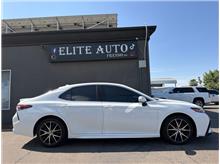 2024 Toyota Camry SE Sedan 4D Thumbnail 5