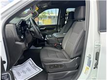 2025 Chevrolet Silverado 2500 HD Crew Cab LT Pickup 4D 6 1/2 ft Thumbnail 9