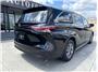 2021 Toyota Sienna LE Minivan 4D Thumbnail 3