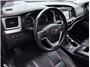 2019 Toyota Highlander SE Sport Utility 4D Thumbnail 6