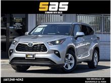 2022 Toyota Highlander LE Sport Utility 4D