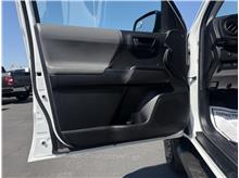 2022 Toyota Tacoma Access Cab SR Pickup 4D 6 ft Thumbnail 10