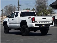 2022 Toyota Tacoma Access Cab SR Pickup 4D 6 ft Thumbnail 9