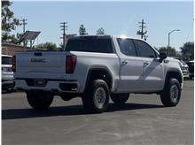 2023 GMC Sierra 1500 Crew Cab AT4 Pickup 4D 5 3/4 ft Thumbnail 7