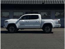2023 Toyota Tacoma Double Cab TRD Sport Pickup 4D 5 ft Thumbnail 2