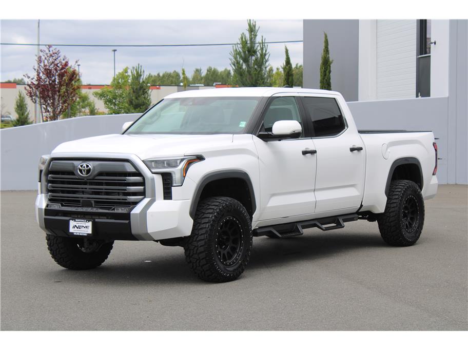 2024 Toyota Tundra CrewMax Limited Pickup 4D 6 1/2 ft