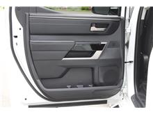 2024 Toyota Tundra CrewMax Limited Pickup 4D 6 1/2 ft Thumbnail 11