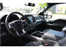 2022 Ford F350 Super Duty Crew Cab Platinum Pickup 4D 8 ft Thumbnail 9