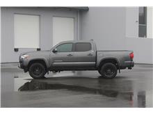 2022 Toyota Tacoma Double Cab SR5 Pickup 4D 5 ft Thumbnail 2