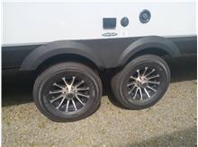 2024 JAYCO Jay Feather 29QBH Thumbnail 9