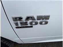 2022 Ram 1500 Classic Regular Cab Tradesman Pickup 2D 8 ft Thumbnail 9