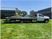 2022 Ram 5500 Regular Cab & Chassis Tradesman Cab & Chassis 2D Thumbnail 6
