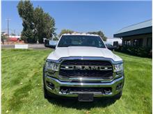 2022 Ram 5500 Regular Cab & Chassis Tradesman Cab & Chassis 2D Thumbnail 8