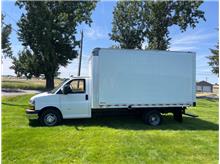 2019 Chevrolet Express Commercial Cutaway Cutaway Van 2D Thumbnail 2