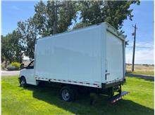 2019 Chevrolet Express Commercial Cutaway Cutaway Van 2D Thumbnail 3