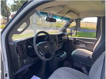 2019 Chevrolet Express Commercial Cutaway Cutaway Van 2D Thumbnail 9