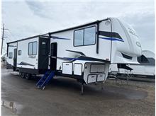 2026 Forest River Vengeance Rogue Armoured 391T145 