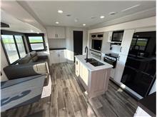 2027 Open Range Roamer 31TBTS  Thumbnail 9