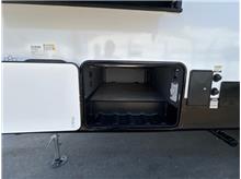 2027 Forest River Chaparral Lite CLF30RLS  Thumbnail 8