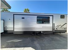 2027 Forest River Catalina 42CONDO  Thumbnail 4