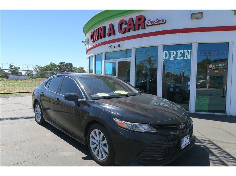 2019 Toyota Camry LE Sedan 4D