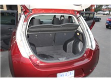 2017 Nissan LEAF S Hatchback 4D Thumbnail 7