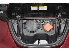 2017 Nissan LEAF S Hatchback 4D Thumbnail 9