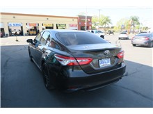 2018 Toyota Camry LE Sedan 4D Thumbnail 4