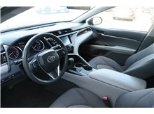 2018 Toyota Camry LE Sedan 4D Thumbnail 6