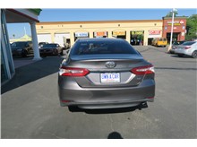 2018 Toyota Camry LE Sedan 4D Thumbnail 5