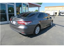 2018 Toyota Camry LE Sedan 4D Thumbnail 6