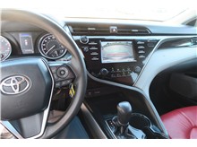 2018 Toyota Camry LE Sedan 4D Thumbnail 8