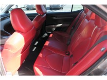 2018 Toyota Camry LE Sedan 4D Thumbnail 9