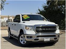 2023 Ram 1500 Quad Cab Big Horn Pickup 4D 6 1/3 ft Thumbnail 5