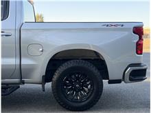 2020 Chevrolet Silverado 1500 Crew Cab LT Pickup 4D 5 3/4 ft Thumbnail 9