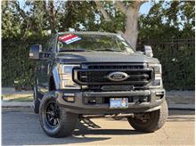 2021 Ford F250 Super Duty Crew Cab Lariat Pickup 4D 6 3/4 ft Thumbnail 3