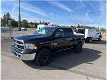 2022 Ram 1500 Classic Crew Cab SLT Pickup 4D 5 1/2 ft Thumbnail 1